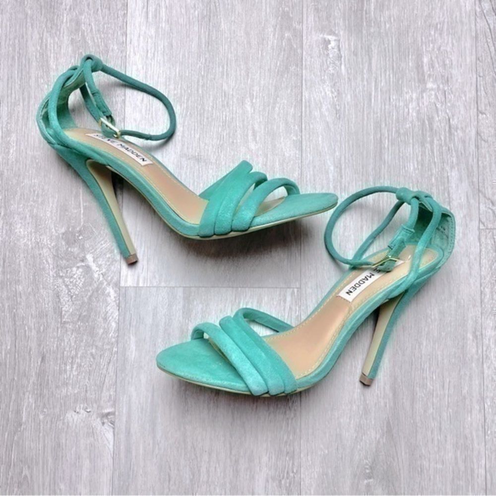Steve Madden Women's Size 6.5 Green Suede Strappy High Heel Sandals